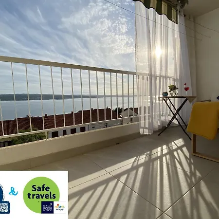 Blue View * ツリクヴェニツァ